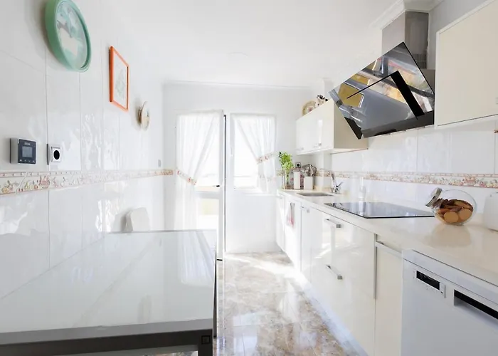 Comfort And Convenience In Marias شقة