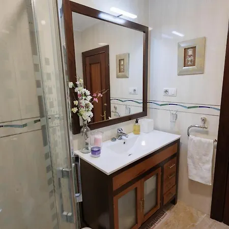 Comfort And Convenience In Marias Appartamento *