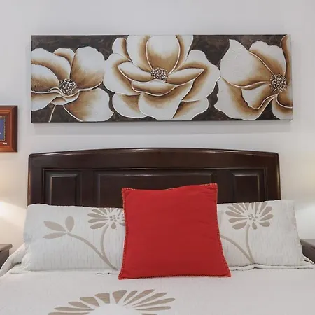 Апартаменты Comfort And Convenience In Marias Хихон