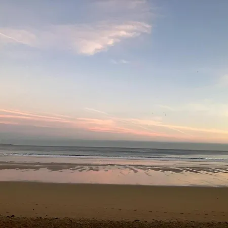 Апартаменти Comfort And Convenience In Marias Хіхон