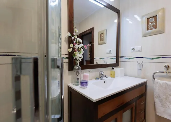 Апартаменти Comfort And Convenience In Marias