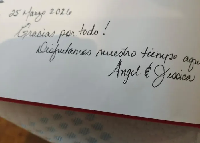 Апартаменти Comfort And Convenience In Marias